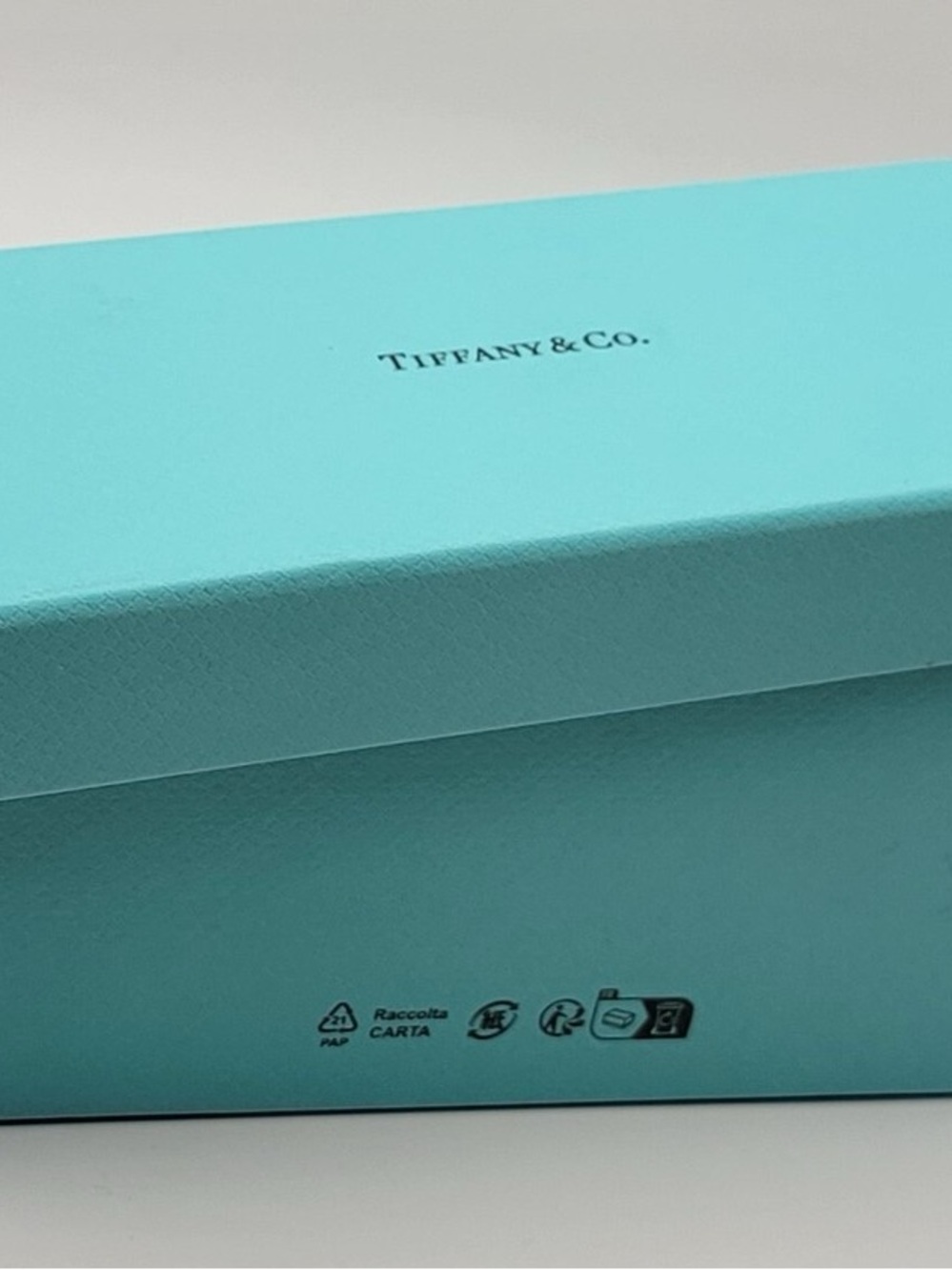 Authentic Tiffany Box - Picture 2 of 7